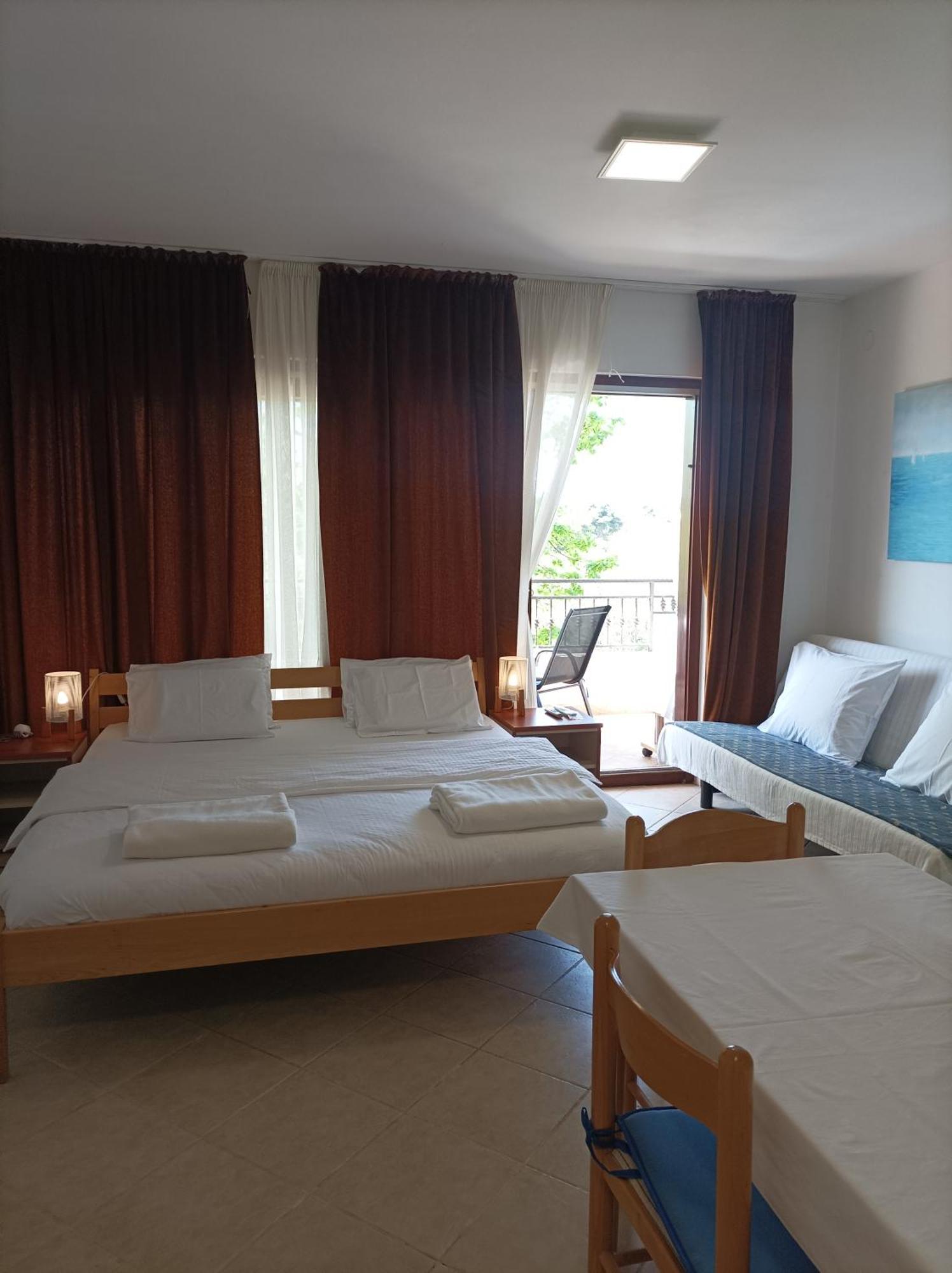 Rooms & Apartment Hegic Zadar Exteriör bild