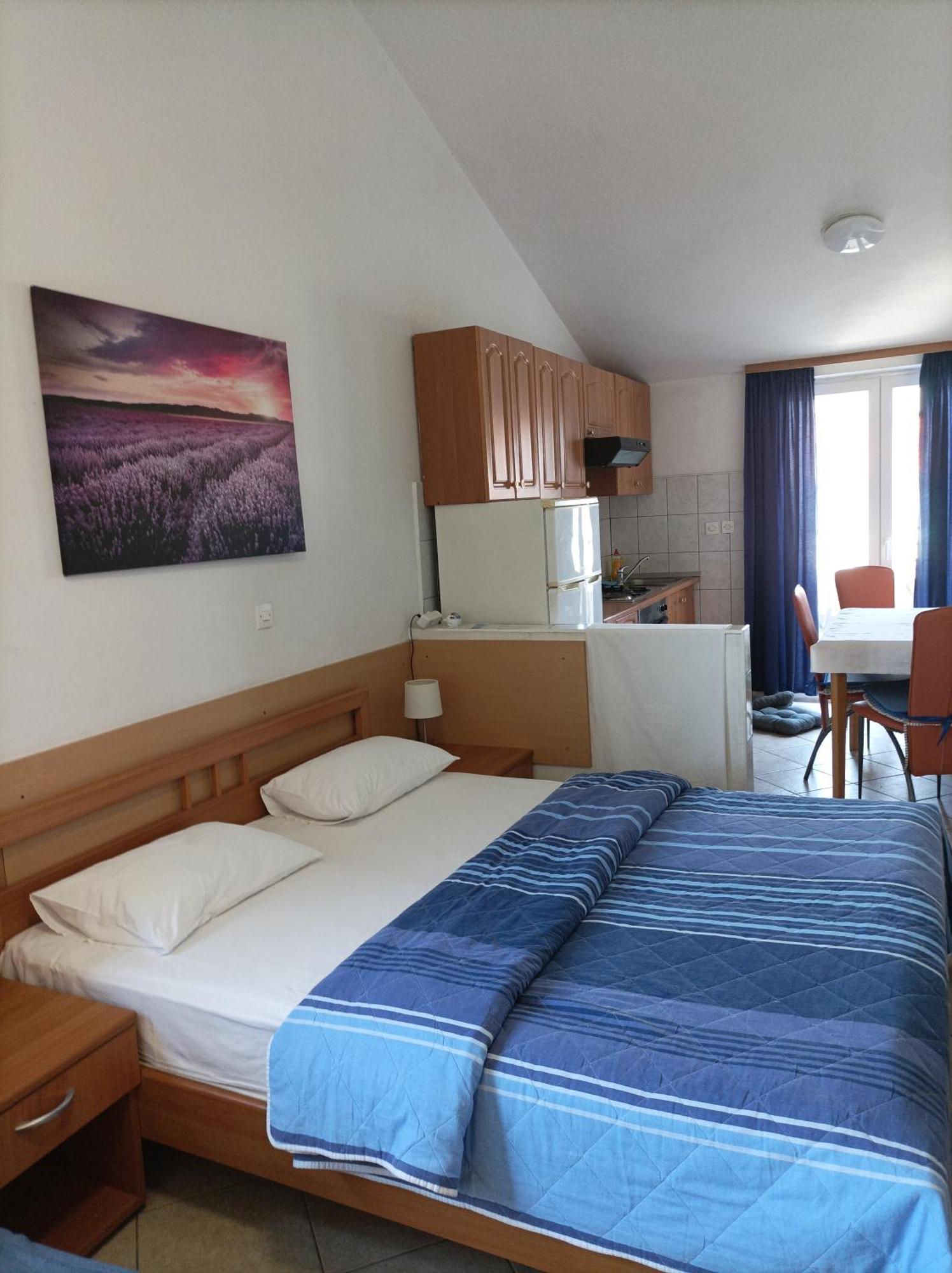 Rooms & Apartment Hegic Zadar Exteriör bild
